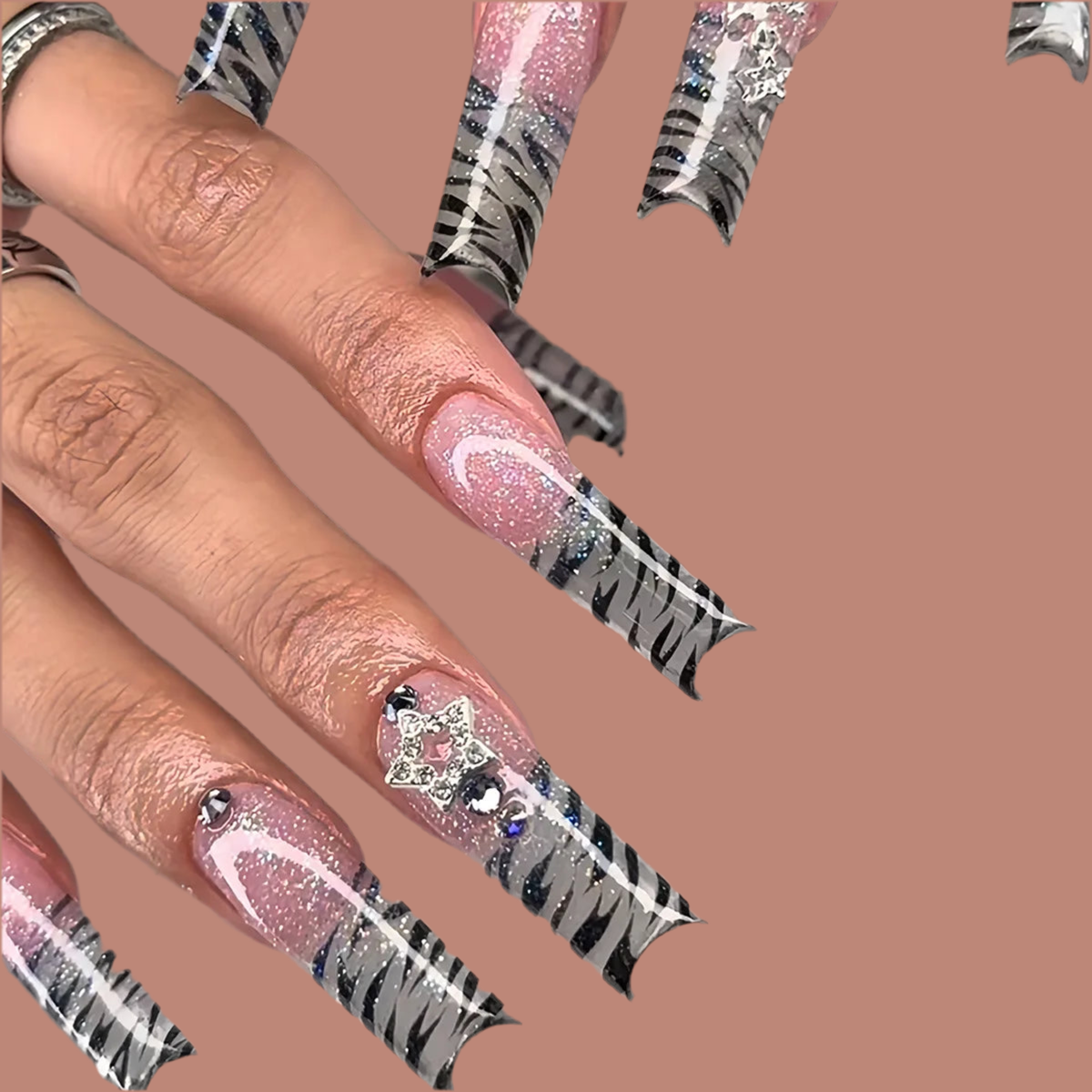 24pcs Long Square False Nails Sets Finished White French Pearl Bow Design Fake Nail Art Nude Pink Press on Nails Tips Manicure