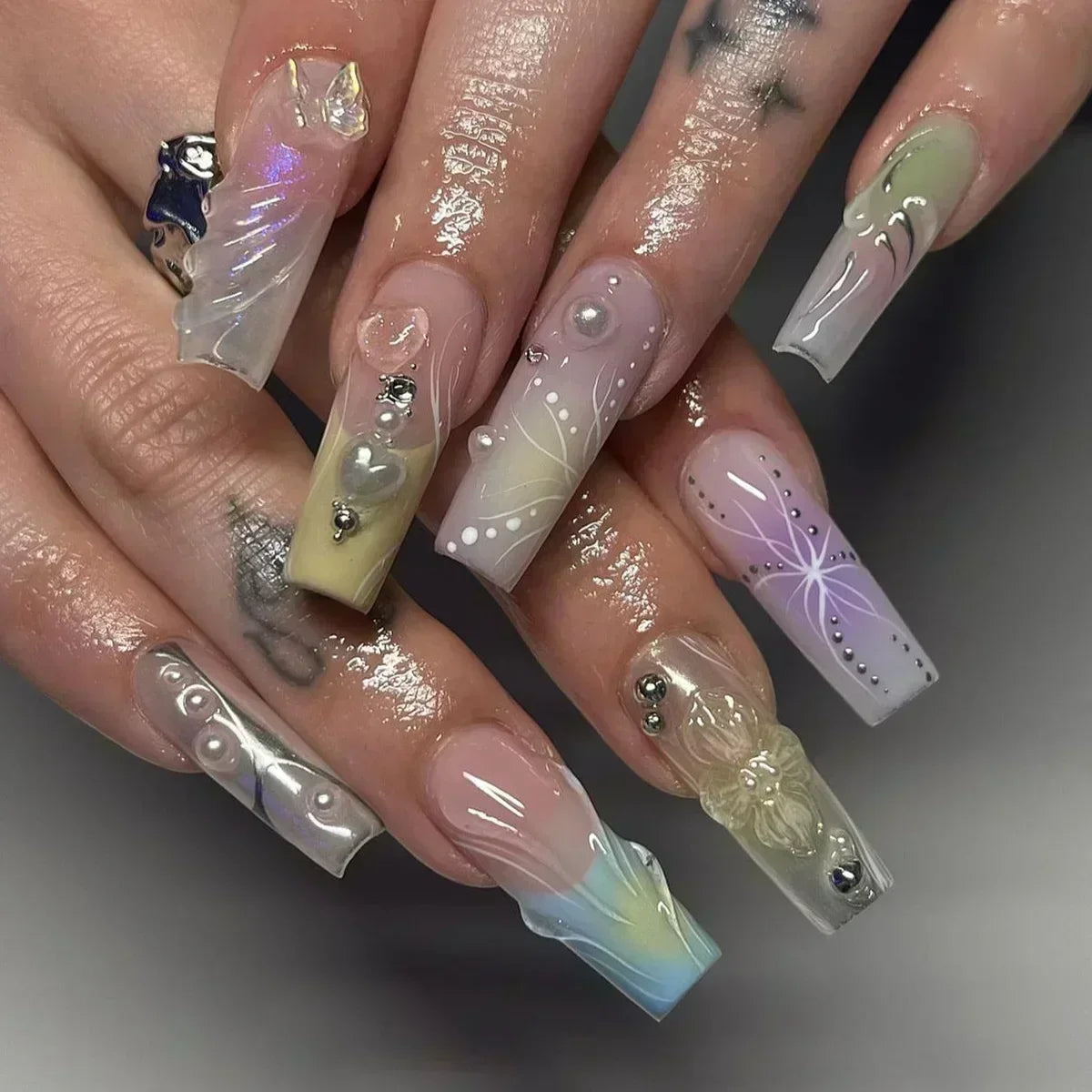 24Pcs Long Ballet False Nails Pink Butterfly with Rhinestones French Design Wearable Fake Nails Glitter Press on Nails Tips Art