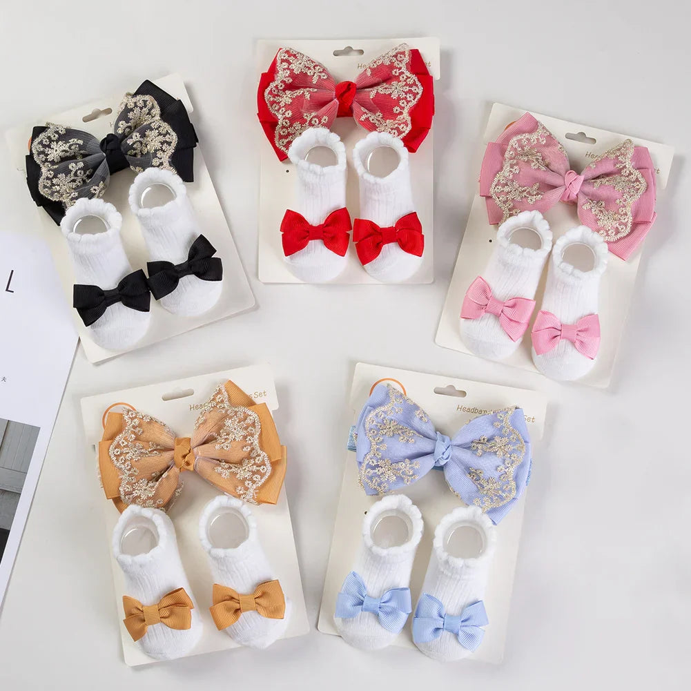 3-piece set of baby leg ruffled cotton socks with lacework and elastic hairbands in assorted colors, featuring toddler hair ribbon bows.
