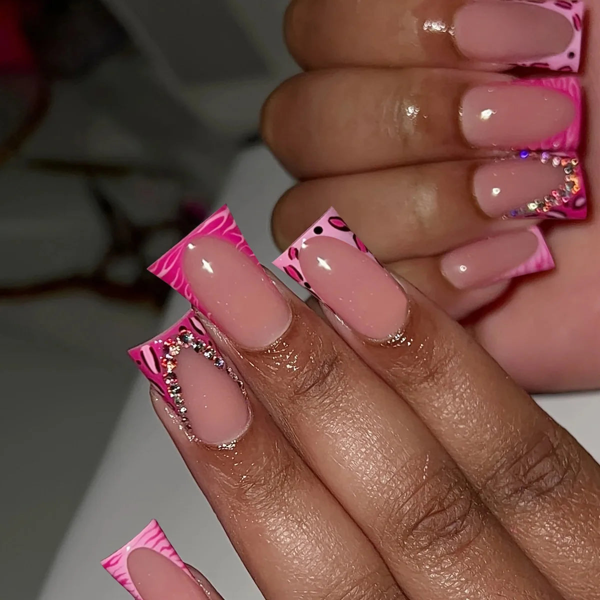 24pcs French Press on Nails Full Flower Design Sweet Korean Style False Nails Wearable European Duckbill Shaped Fake Nail Tips