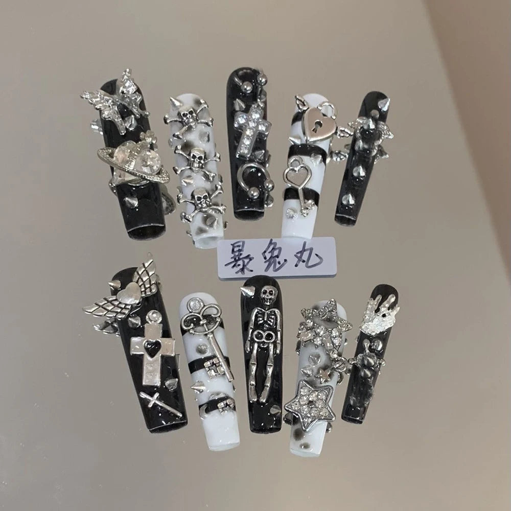 3D Punk Metal Gothic Press On Nail Art Hello Kitty Stiletto Black White Simple Camellia Design Rhinestone Nails Sticker Girls
