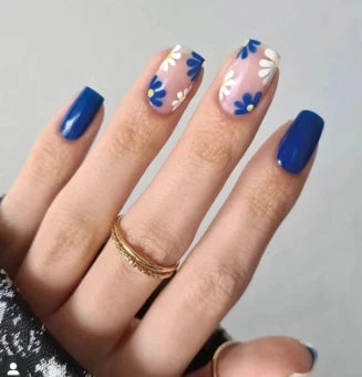 24pcs Short Square Press On Nails With Flower Design French Tip Fake Nails Spring Summer Full Cover False Nails For Women Girls