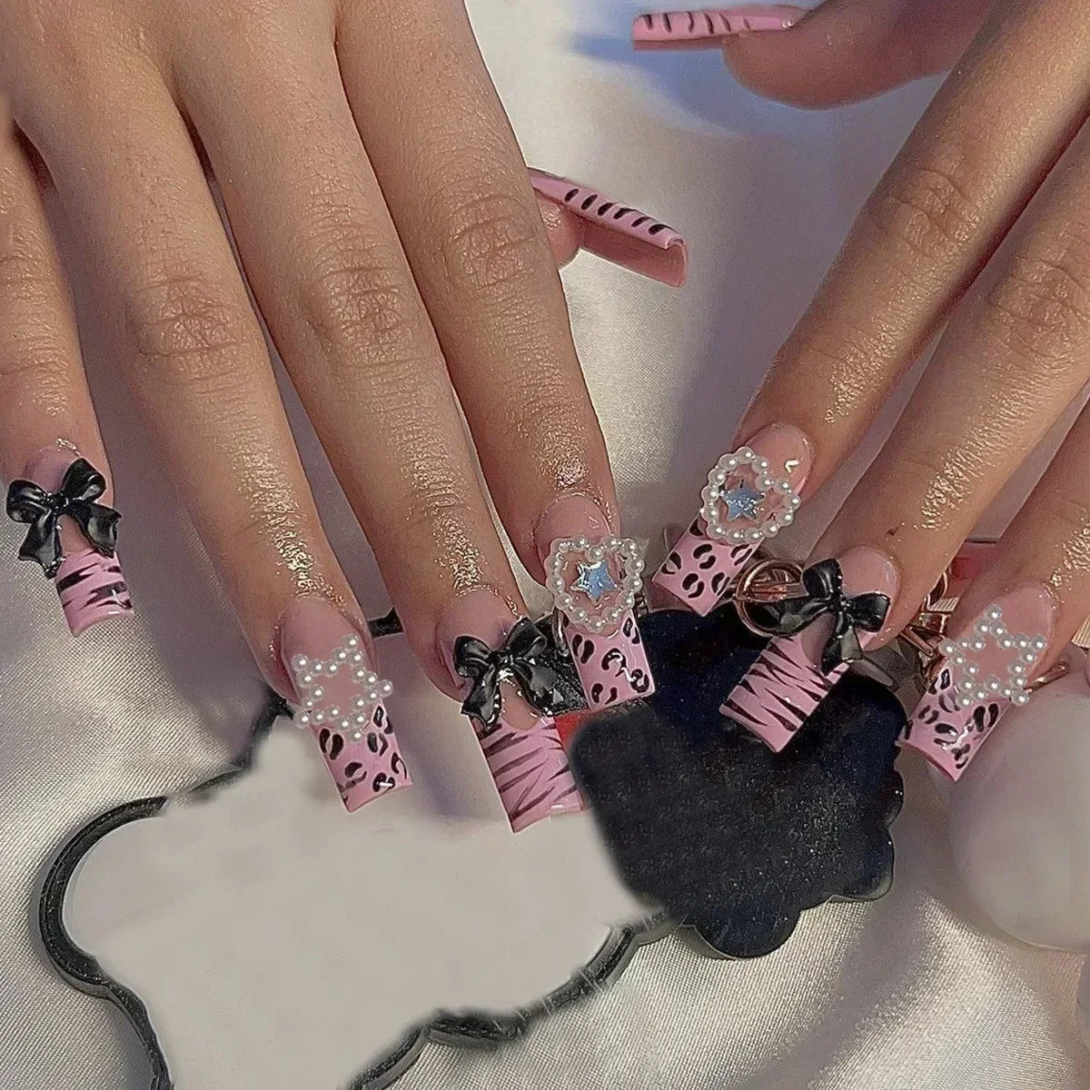 24Pcs Long Ballet False Nails Pink Butterfly with Rhinestones French Design Wearable Fake Nails Glitter Press on Nails Tips Art