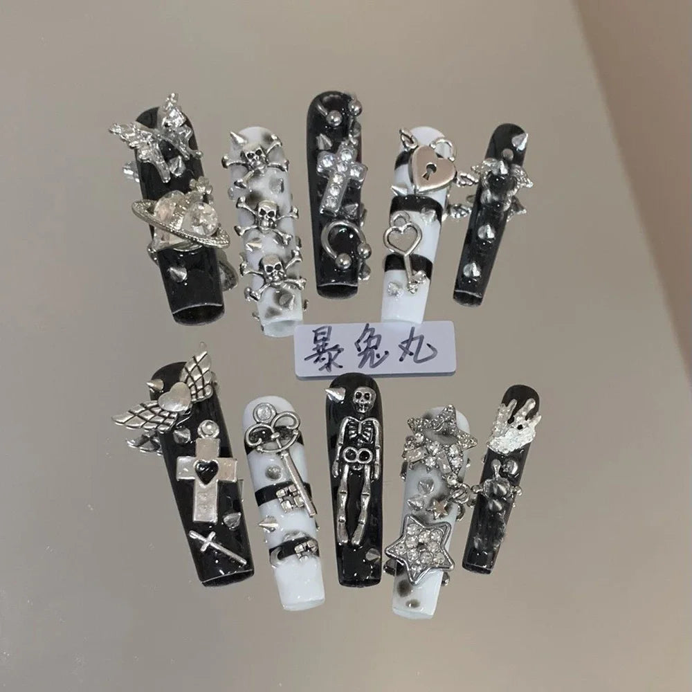 3D Punk Metal Gothic Press On Nail Art Hello Kitty Stiletto Black White Simple Camellia Design Rhinestone Nails Sticker Girls